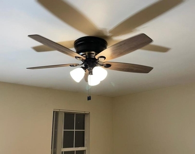 14238 Newberg Court - Photo Thumbnail 16