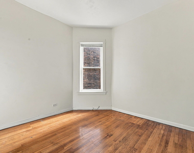4540 N Sheridan Road - Photo Thumbnail 12