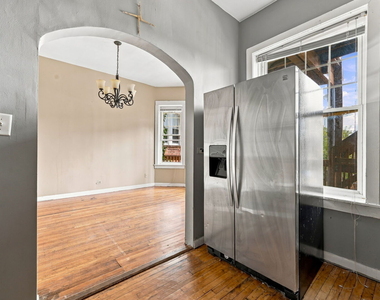 4540 N Sheridan Road - Photo Thumbnail 8