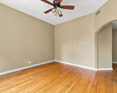 4540 N Sheridan Road - Photo Thumbnail 5