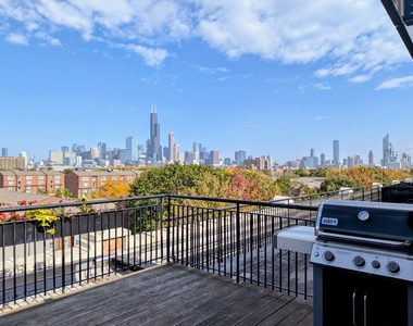 1033 W 14th Place - Photo Thumbnail 21