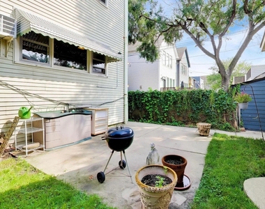 4252 N Whipple Street N - Photo Thumbnail 13