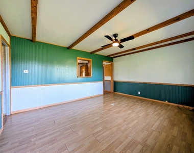 21 E Romeo Road - Photo Thumbnail 7