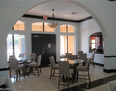12990 Positano Circle - Photo Thumbnail 9