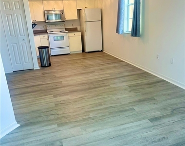 8617 River Homes Lane - Photo Thumbnail 3