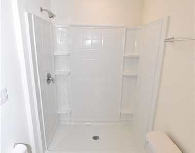 3700 Danbury Terrace - Photo Thumbnail 14