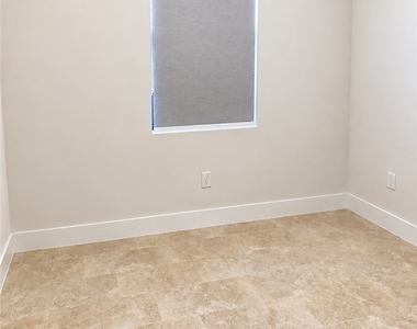 5510 10th Avenue - Photo Thumbnail 12