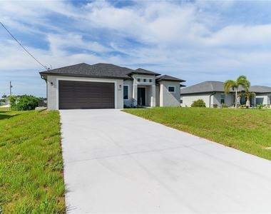 4202 Nw 33rd Street - Photo Thumbnail 2