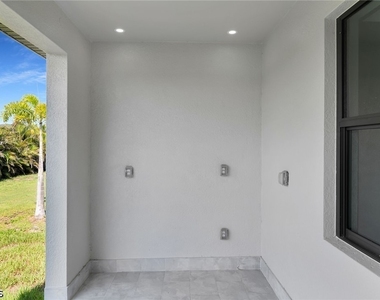 4202 Nw 33rd Street - Photo Thumbnail 32