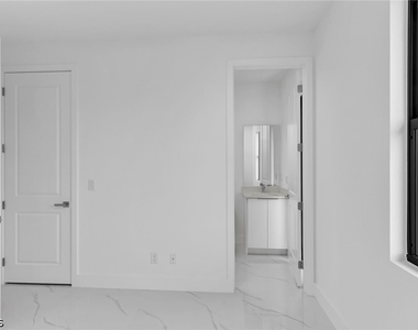 4202 Nw 33rd Street - Photo Thumbnail 22