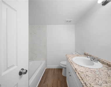 11370 Summerwinds Court - Photo Thumbnail 16