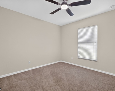 3300 70th Street W - Photo Thumbnail 20