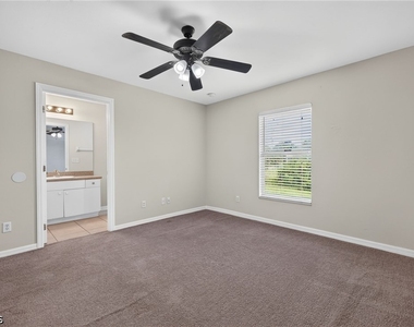 3300 70th Street W - Photo Thumbnail 13