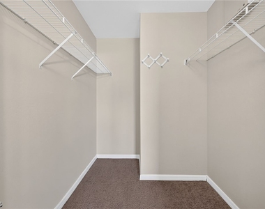 3300 70th Street W - Photo Thumbnail 17