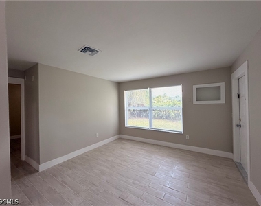 1150 Short Street - Photo Thumbnail 6