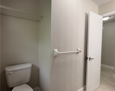 1150 Short Street - Photo Thumbnail 9