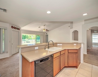 900 Angelo Avenue - Photo Thumbnail 12