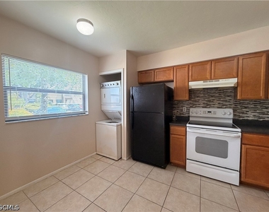 4777 Orange Grove Boulevard - Photo Thumbnail 5