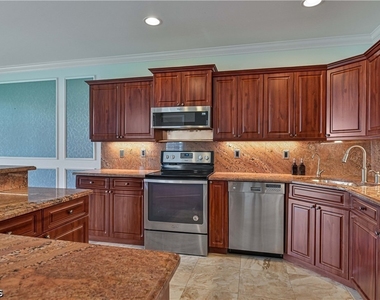 3655 Edgewood Avenue - Photo Thumbnail 14
