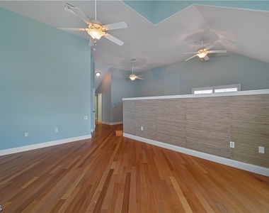 3655 Edgewood Avenue - Photo Thumbnail 28