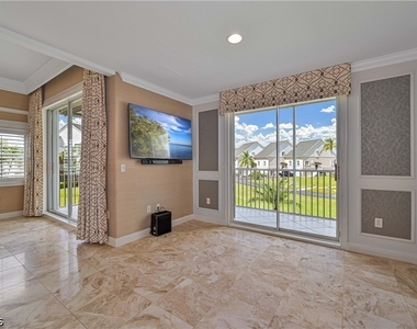 3655 Edgewood Avenue - Photo Thumbnail 18