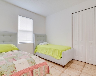 2411 Ben Street - Photo Thumbnail 19