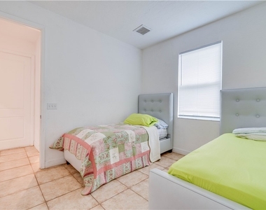 2411 Ben Street - Photo Thumbnail 20