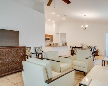 2411 Ben Street - Photo Thumbnail 8