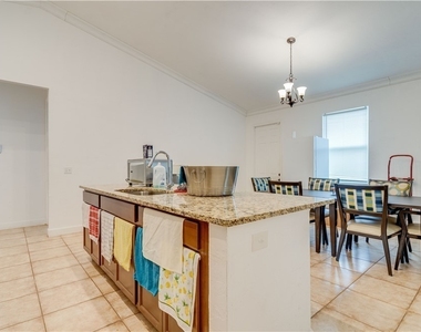 2411 Ben Street - Photo Thumbnail 12