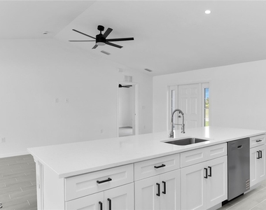 4130 Nw 33rd Street - Photo Thumbnail 9