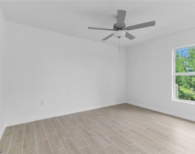 2221 Nw 43rd Avenue - Photo Thumbnail 10