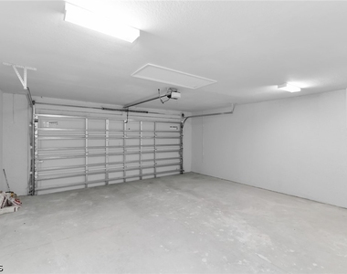 2221 Nw 43rd Avenue - Photo Thumbnail 20