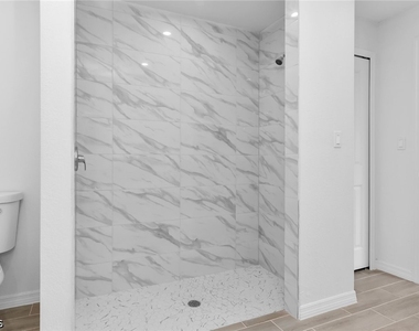 2221 Nw 43rd Avenue - Photo Thumbnail 17