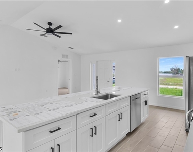 2221 Nw 43rd Avenue - Photo Thumbnail 5