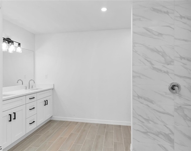 2221 Nw 43rd Avenue - Photo Thumbnail 15