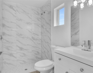 2221 Nw 43rd Avenue - Photo Thumbnail 9