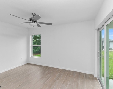 2221 Nw 43rd Avenue - Photo Thumbnail 7