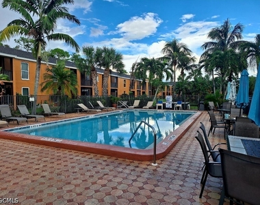 12632 Kenwood Lane - Photo Thumbnail 13