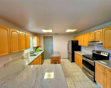 1113 Storter Grove Road Sw - Photo Thumbnail 8