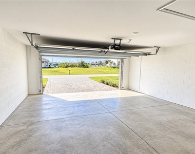 509 Nw 25th Terrace - Photo Thumbnail 15