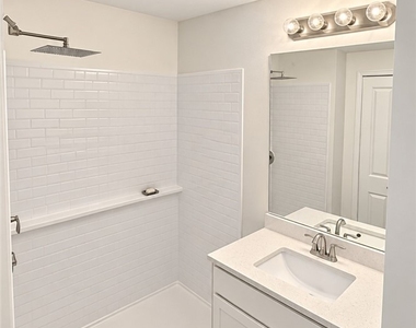 509 Nw 25th Terrace - Photo Thumbnail 13