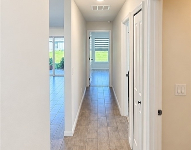 509 Nw 25th Terrace - Photo Thumbnail 8