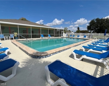 1371 Bunker Way - Photo Thumbnail 24