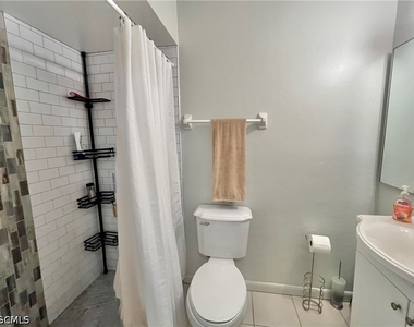 1371 Bunker Way - Photo Thumbnail 11