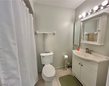 1371 Bunker Way - Photo Thumbnail 12