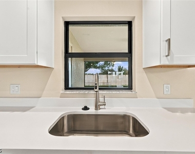 1644 Coral Point Drive - Photo Thumbnail 15