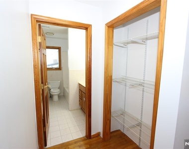41 Semel - Photo Thumbnail 11