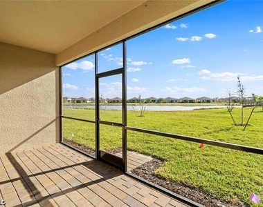 14942 Palamos Circle - Photo Thumbnail 5