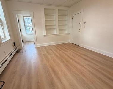 536 Lake - Photo Thumbnail 2