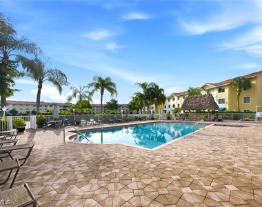 8271 Key Royal Circle - Photo Thumbnail 21